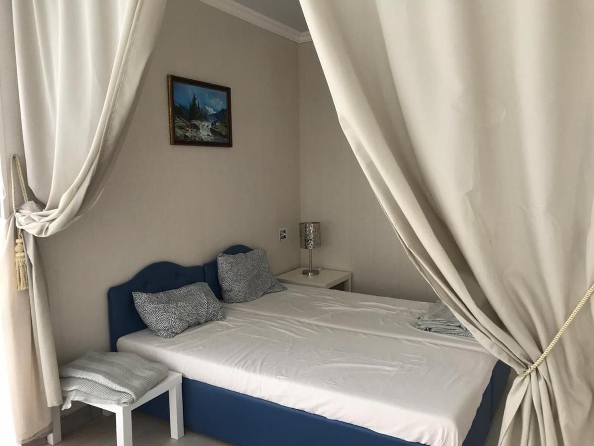 U Valery Hotel New Athos Екстериор снимка